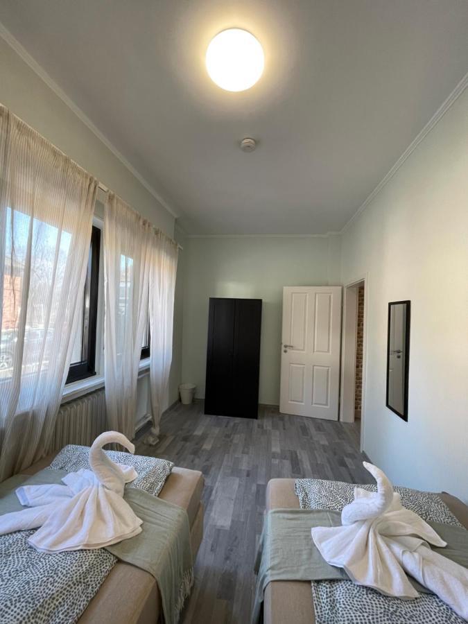 Comfortable Shared Apartment With Private Room In Wesseling Zewnętrze zdjęcie